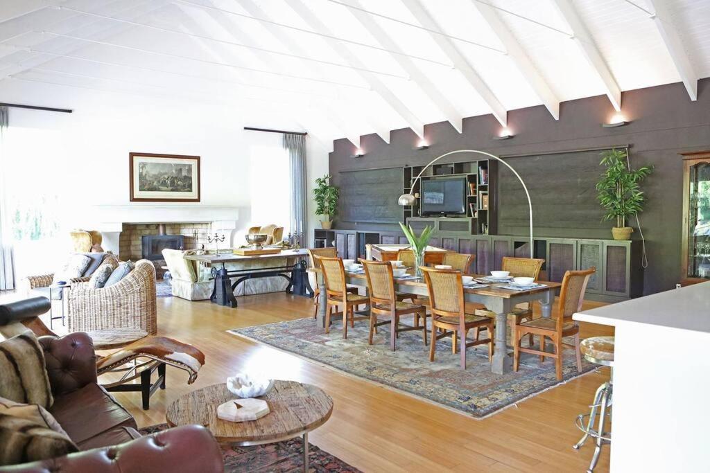De Luc Farmhouse Ultimate Country Privacy Franschhoek Bagian luar foto