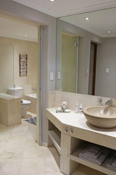 De Luc Farmhouse Ultimate Country Privacy Franschhoek Bagian luar foto